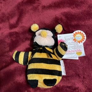 NWT- Cozy Hugs Aromatherapy Lavender Hand Warmer bee